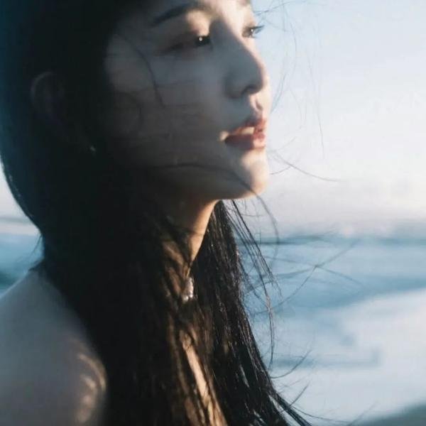 小心没有影子的人